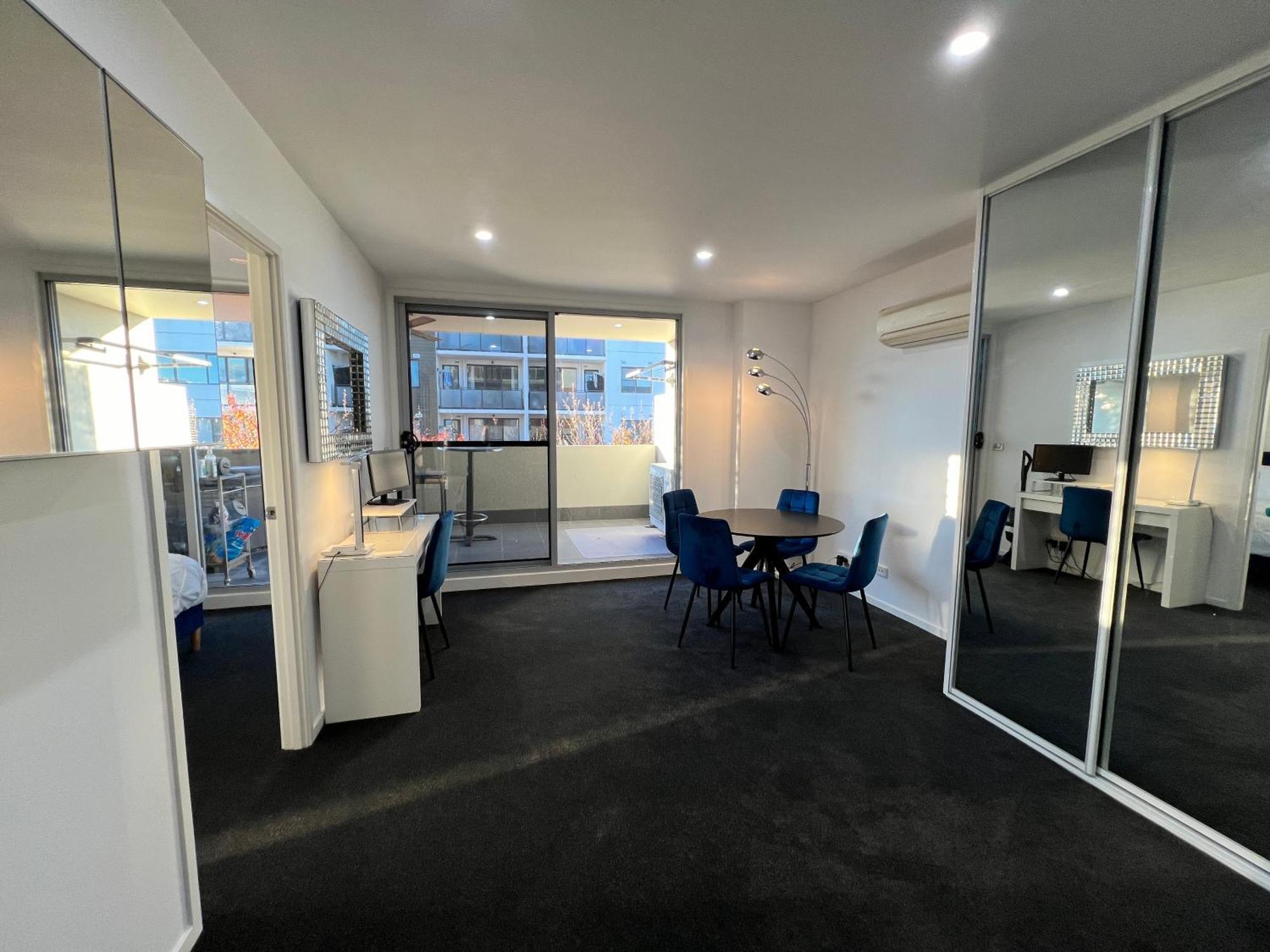 2Br Apt Gungahlin Square Luxe Super Central Wifi Wine Secure Parking Канберра Екстер'єр фото