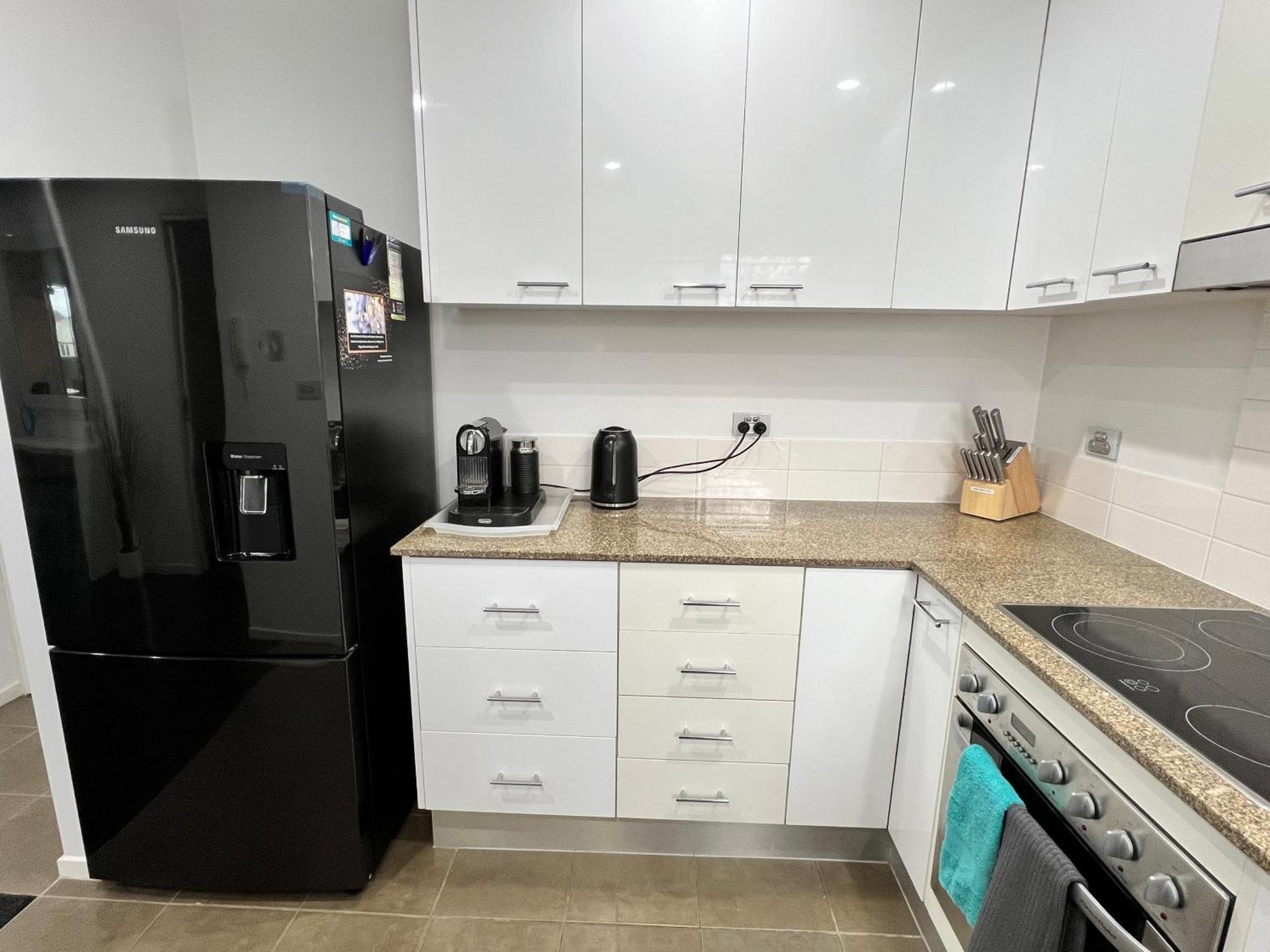 2Br Apt Gungahlin Square Luxe Super Central Wifi Wine Secure Parking Канберра Екстер'єр фото