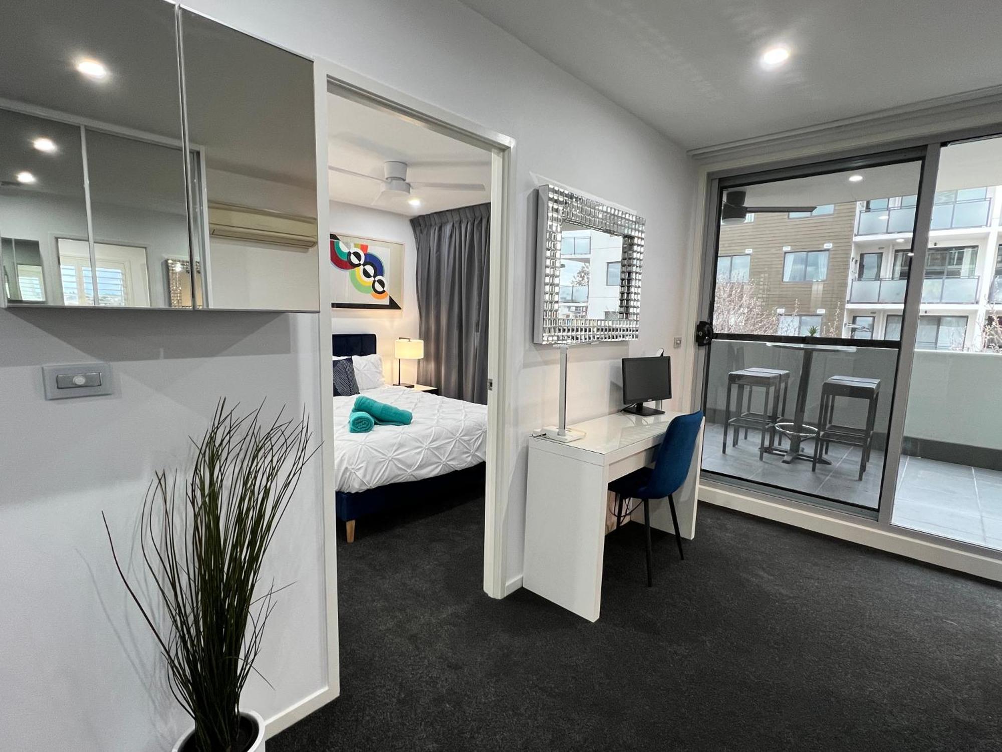 2Br Apt Gungahlin Square Luxe Super Central Wifi Wine Secure Parking Канберра Екстер'єр фото