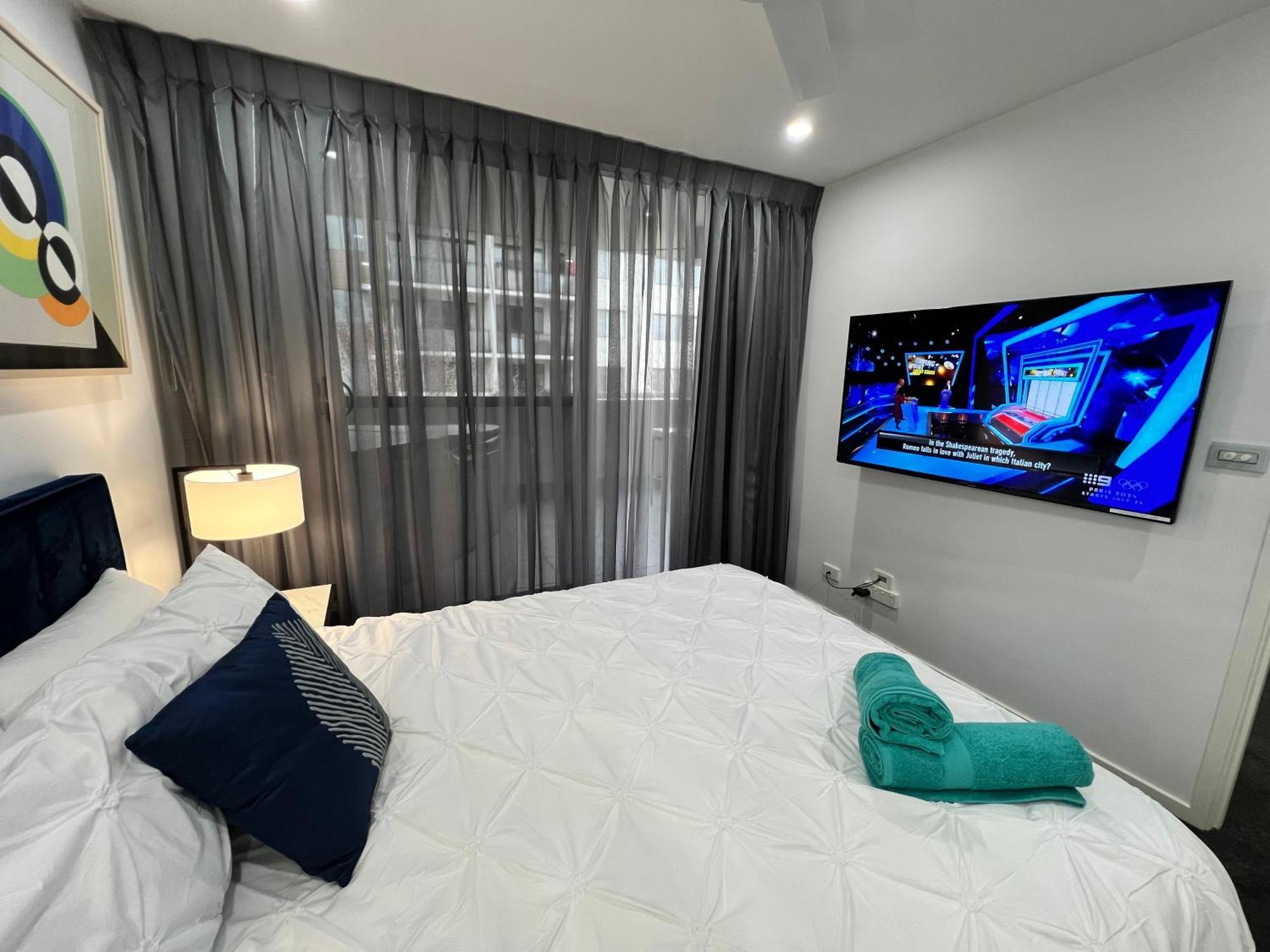 2Br Apt Gungahlin Square Luxe Super Central Wifi Wine Secure Parking Канберра Екстер'єр фото