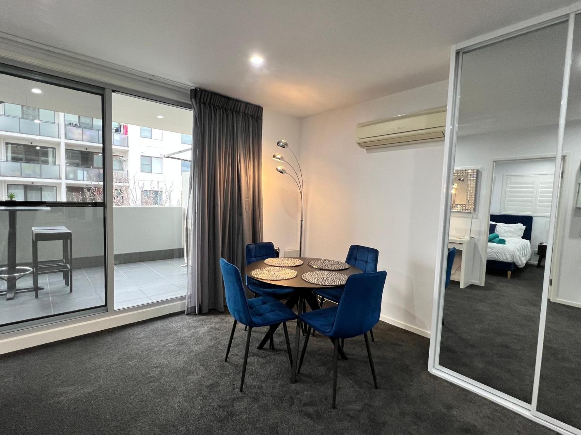 2Br Apt Gungahlin Square Luxe Super Central Wifi Wine Secure Parking Канберра Екстер'єр фото